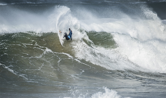 John John Florence and Gabriel Medina meet in the quarters today.