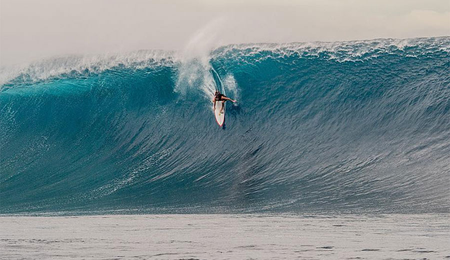 Laurie Towner big wave surf