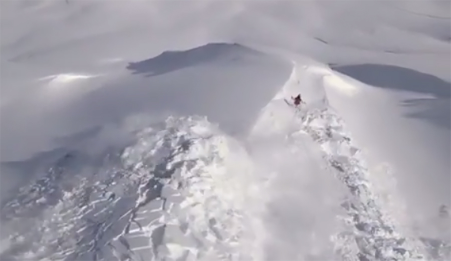 Bene Mayr outruns an avalanche in the Swiss Alps