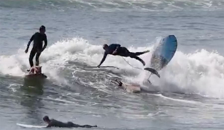 SUP Foilboarder wipeout