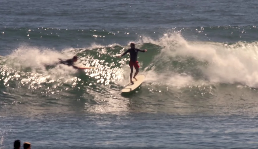 Joel Tudor near collision at Malibu. Photo: Screenshot/Youtube