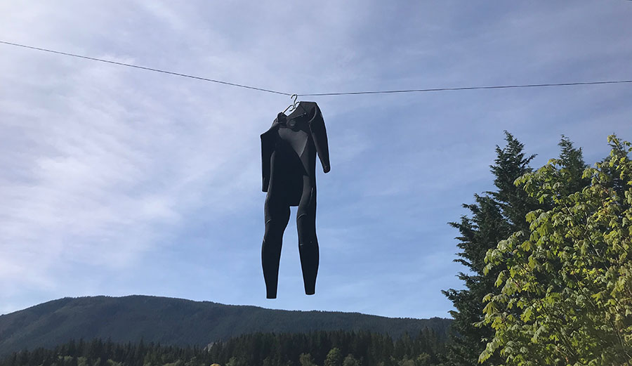 Drying wetsuit.