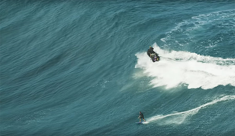 Kai Lenny tow surfing