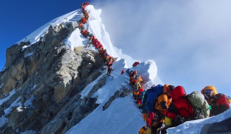Everest Traffic Jam