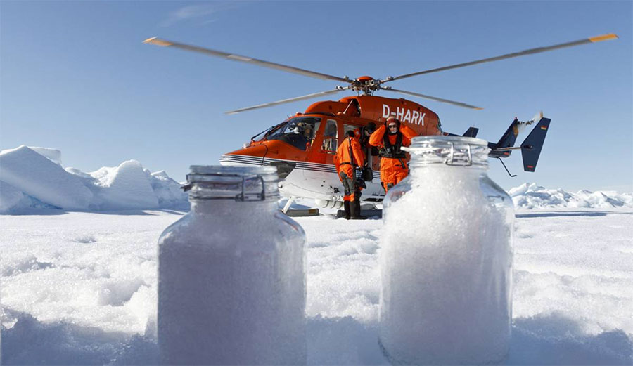 Microplastics in snow