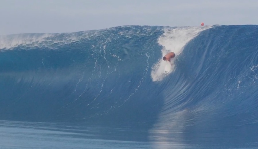 Teahupoo video Ryan Moss.