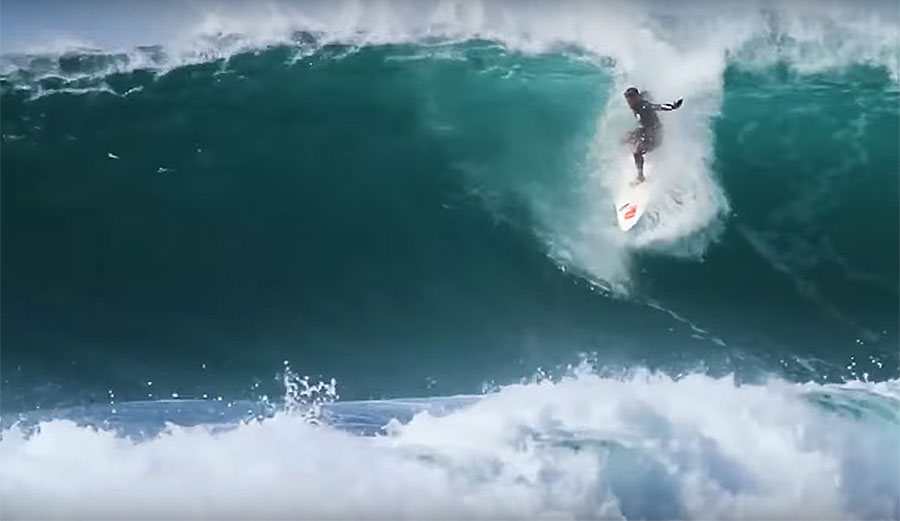 Surfing Haleiwa North Shore, Oahu