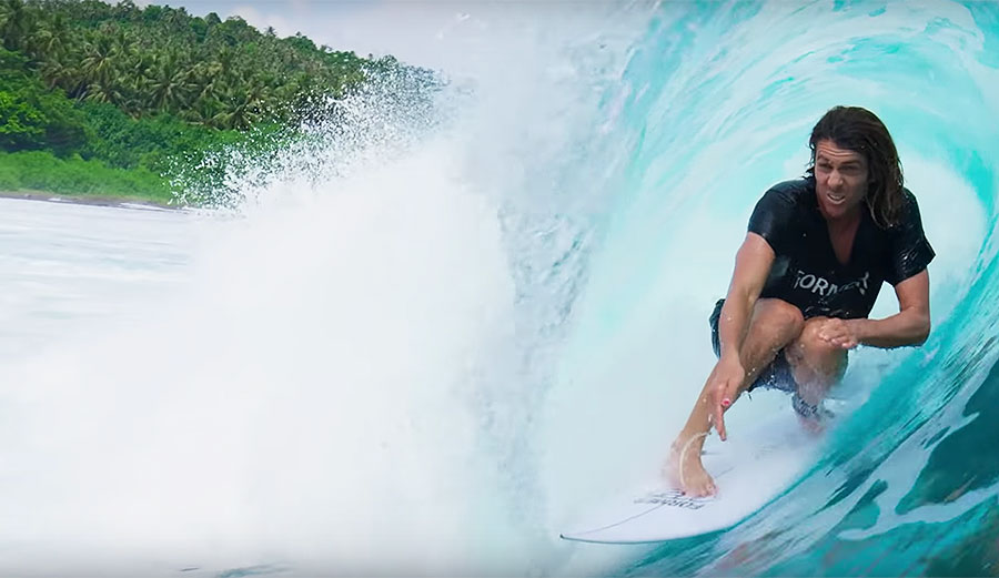 Craig Anderson surfing