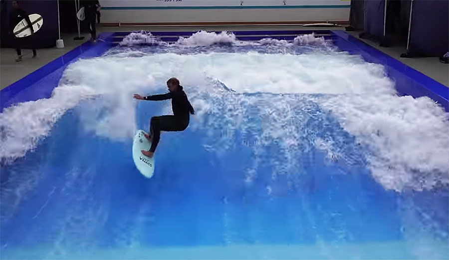 Jamie O'Brien surfing City Wave Tokyo