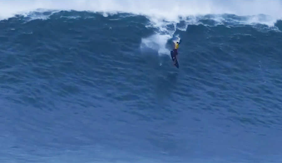 Kai Lenny big wave surfing at Nazare