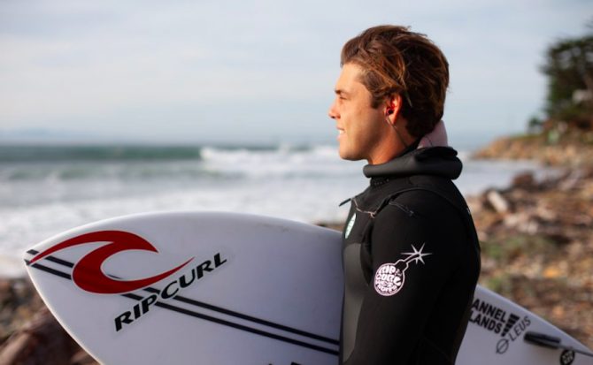 We Reviewed the Best Earplugs for Surfing