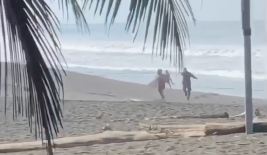 Officer in Costa Rica Appears to Discharge Firearm in Direction of Surfer