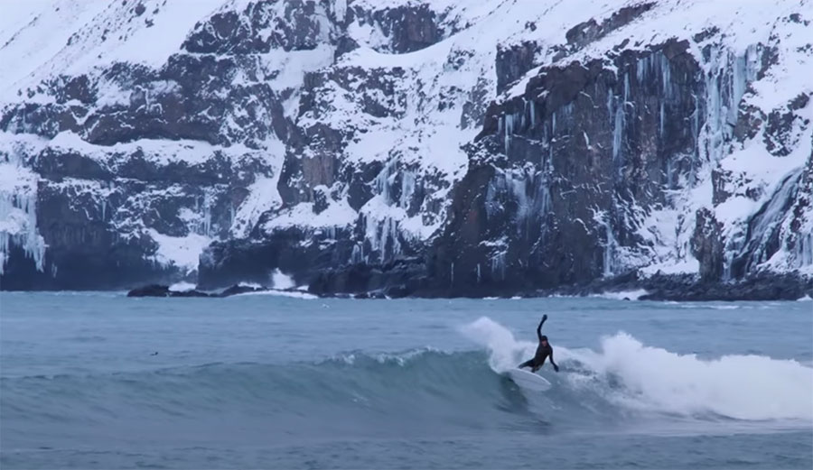 Torren Martyn surfing