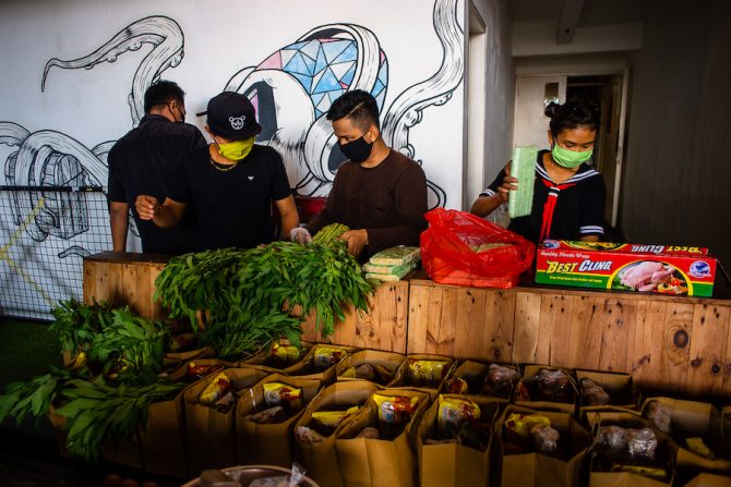 Project Nasi: Here's How Surfers are Feeding the People of Bali