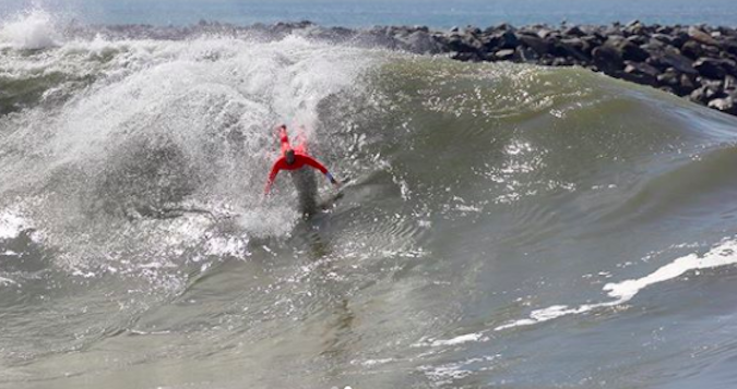 Watch Bodysurfer Thomas Van Melum Make Giant Wedge His Play Thing