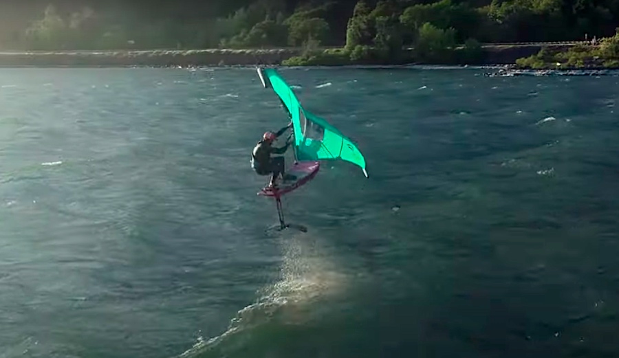 60 Seconds of Drone Footage That Shows Just How Fun Foiling in Hood River Really Is