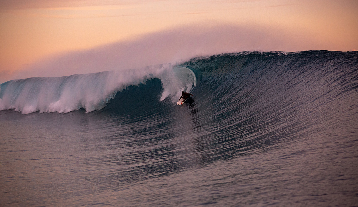 teahupoo, tahiti, gilbert teave,