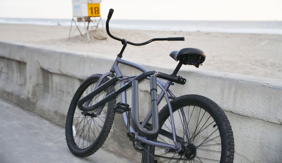 Ho Stevie! surfboard bike rack