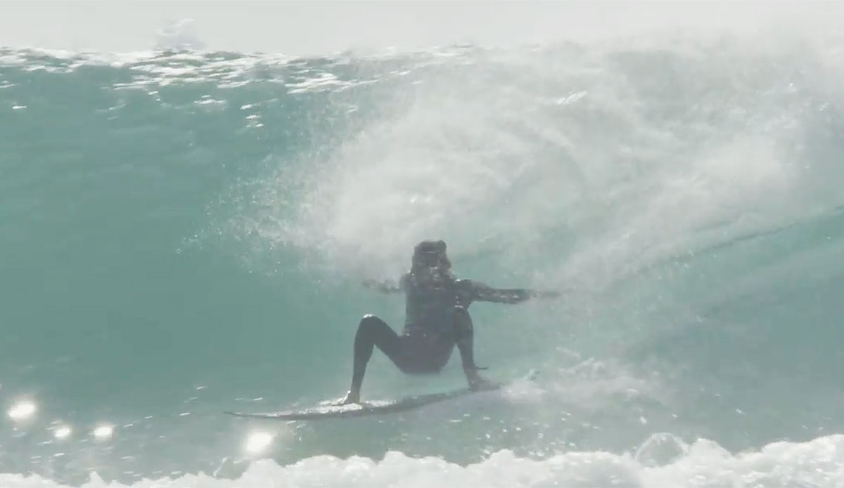 Burleigh Point surfing