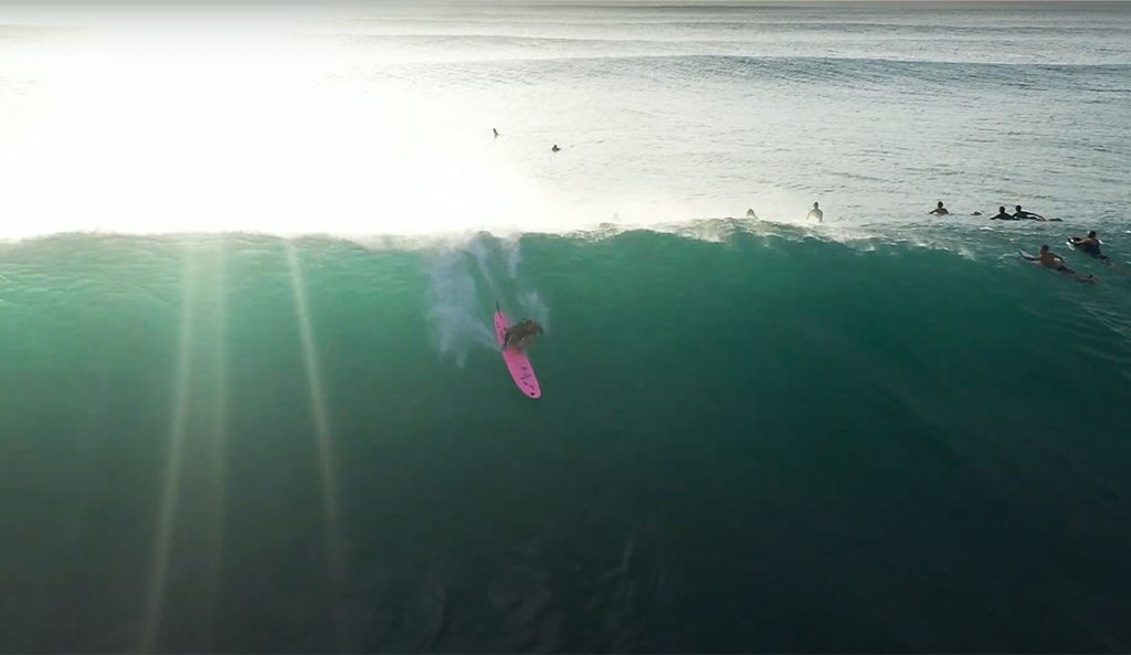 Jamie O'Brien surfing Pipelline