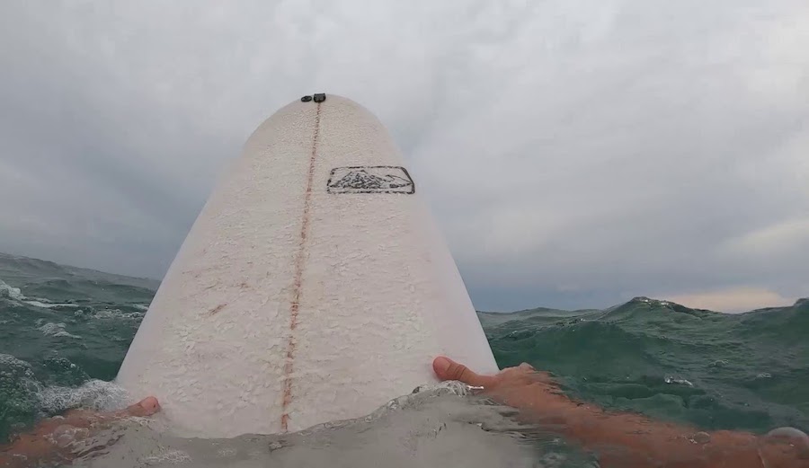 Here's a Solid Tip On How to Duck Dive a Longboard