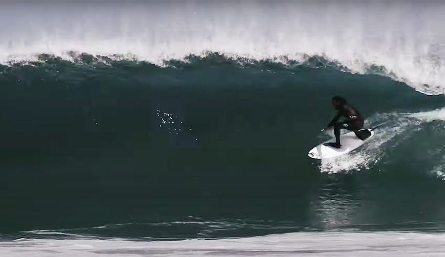 Timmy Reyes surfing
