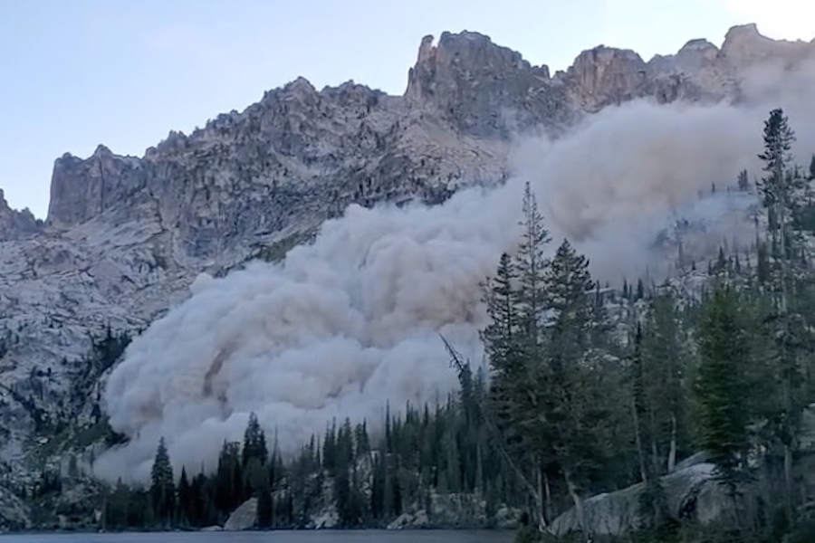 Video Shows Dramatic Rock Avalanche After Earthquake in Idaho's Sawtooth Mountains