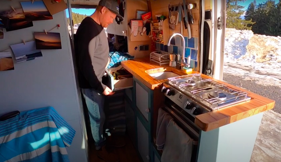 This Skier Turned His VW Van Into a Mobile Winter Chalet