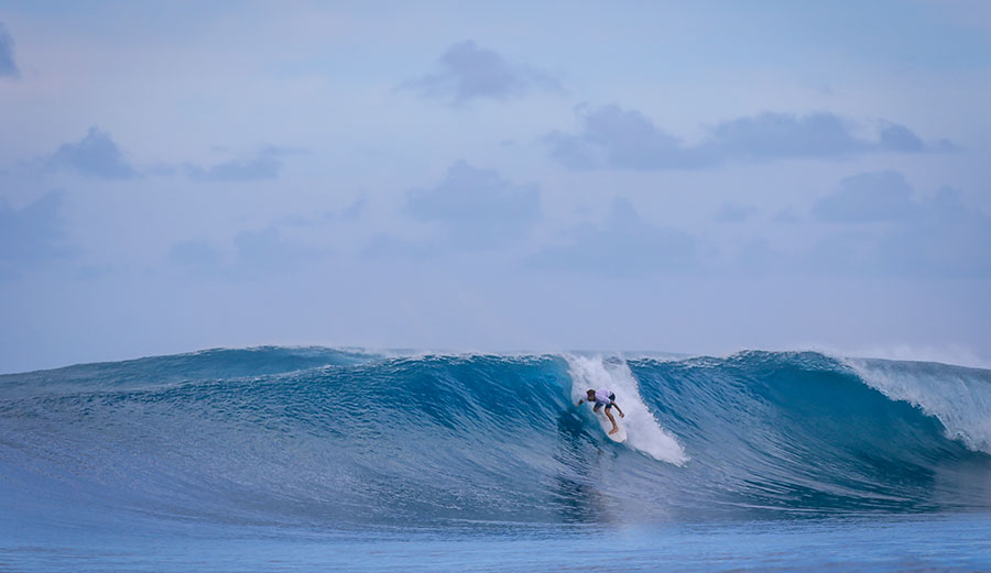 Surfing at Kandui