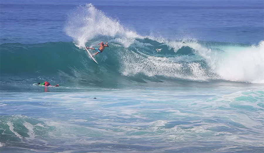 Kelly Slater surfing at Keramas
