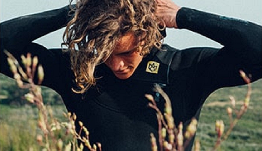 Looking for a Serious, Long-Lasting Relationship with a Wetsuit? This Is the Manera Seafarer