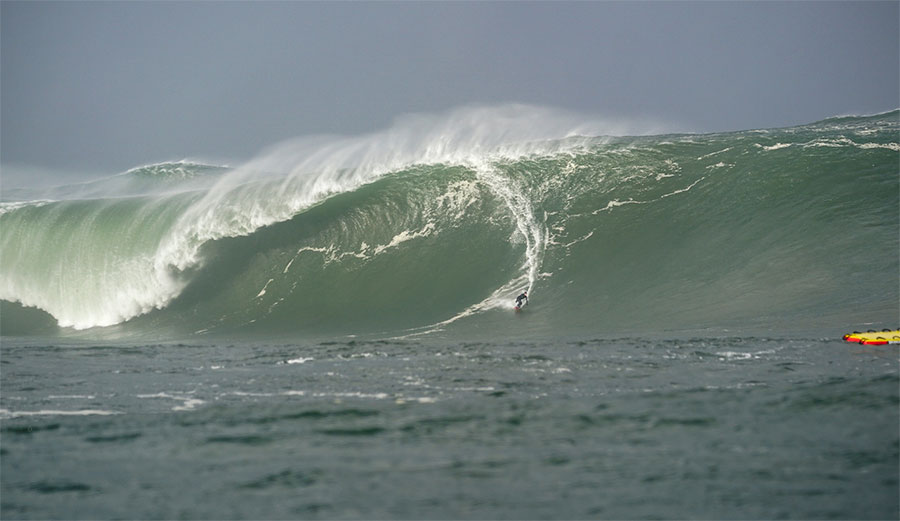 Conor Maguire surfing Mullaghmore