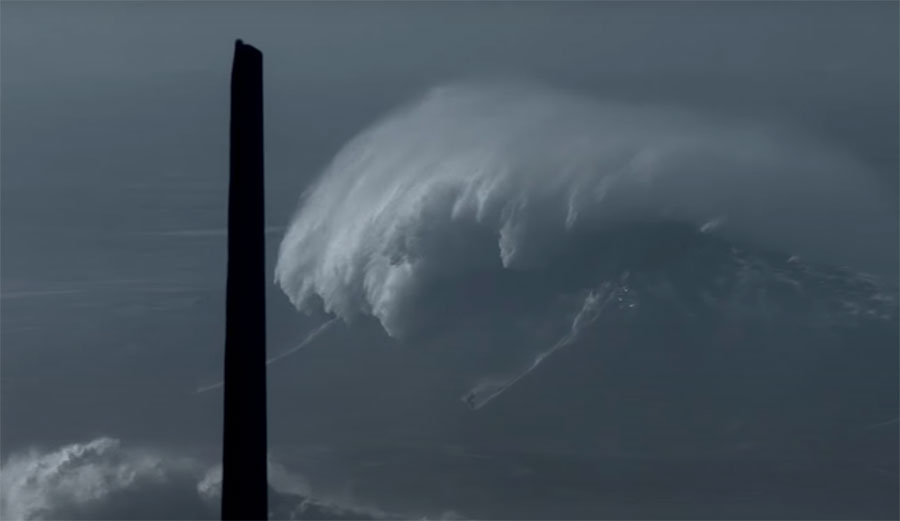 Giant wave at Nazare