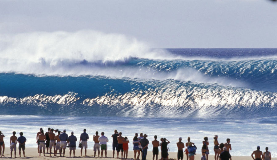 People watching at Pipeline, North Shore, Oahu