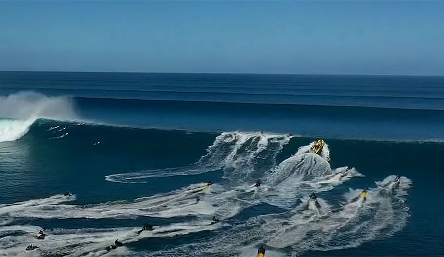Jetskis at Hawaii outer reef