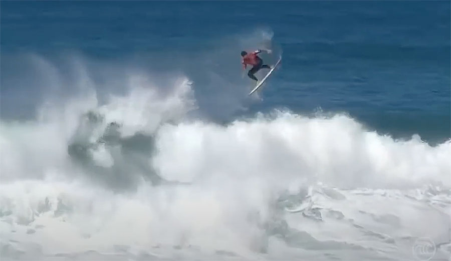 Gabriel Medina surfing aerial