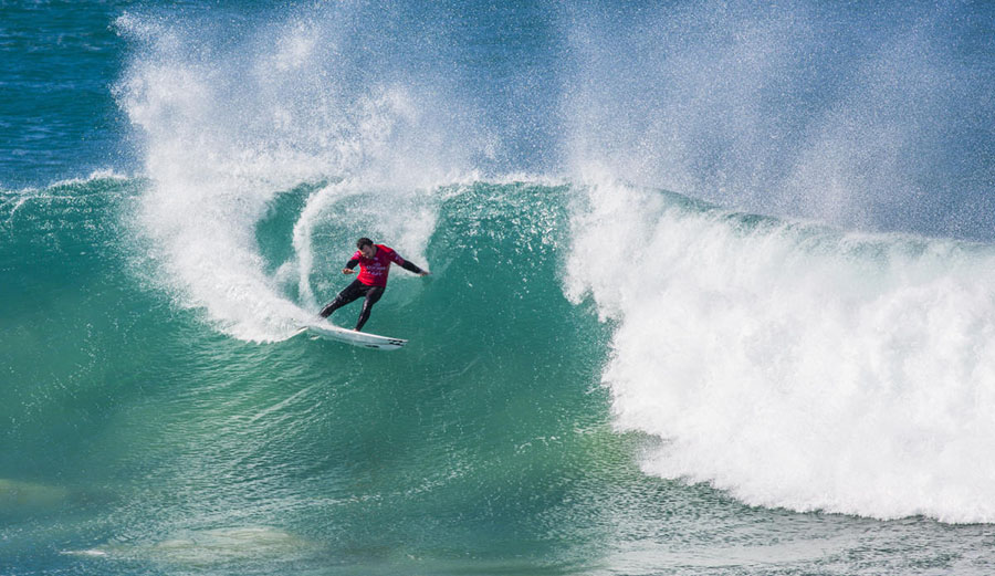 The Cutback: Surfing's First Modern Maneuver