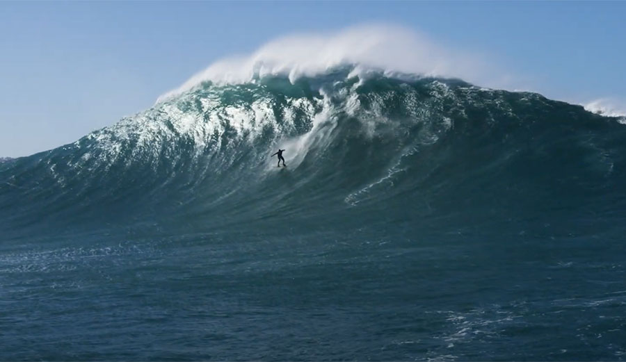 Nic von Rupp surfing