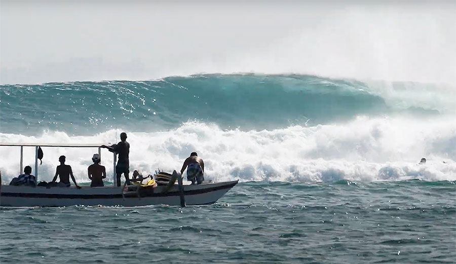 Shipwrecks, Nusa Lembongan surfing