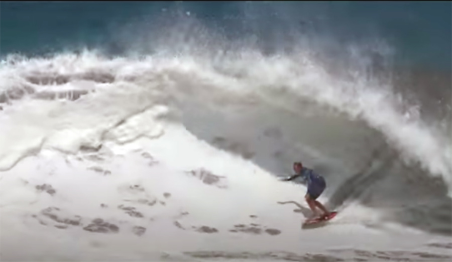 Jamie O'Brien surfs Mexico