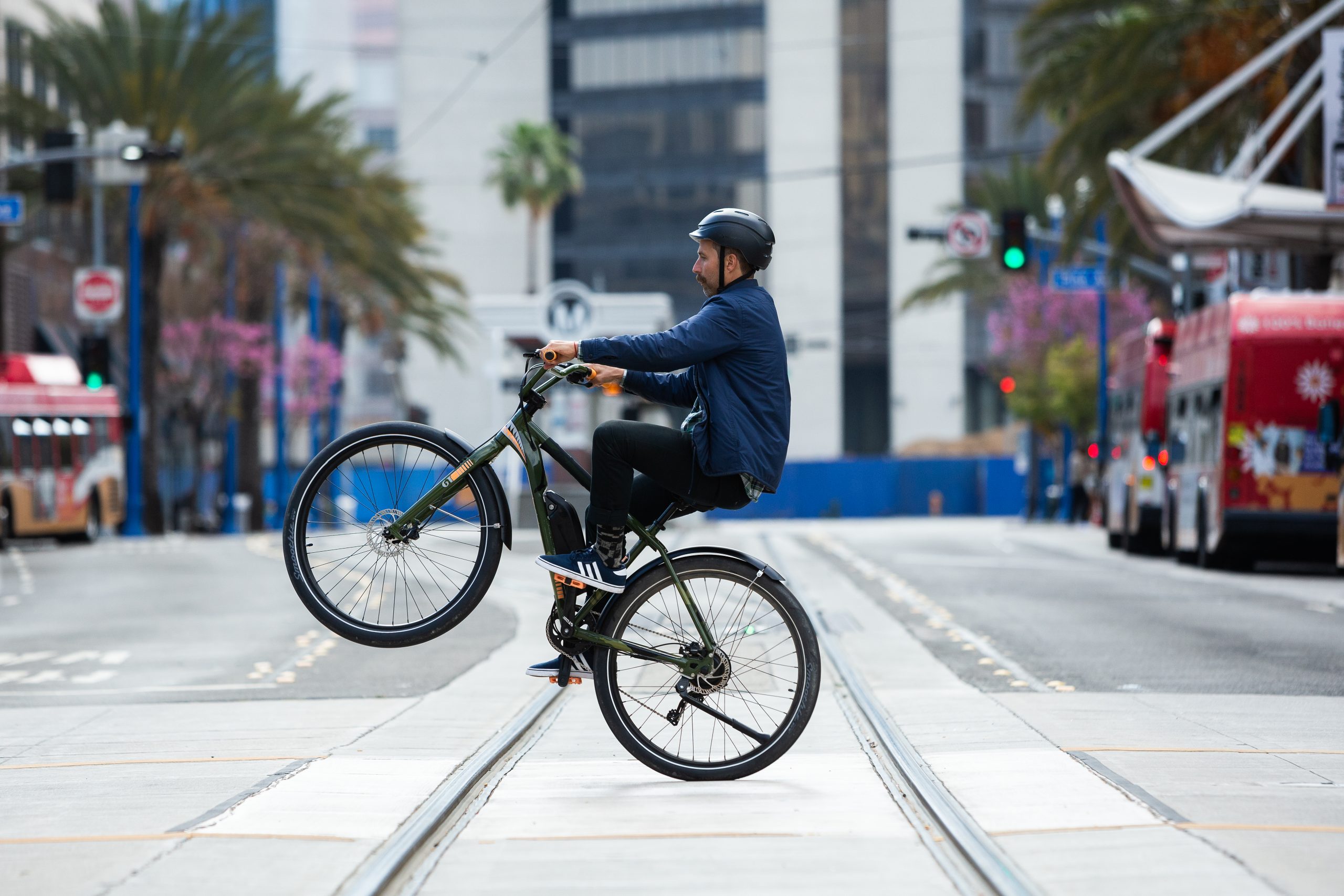 gt bikes power performer lifestyle shot