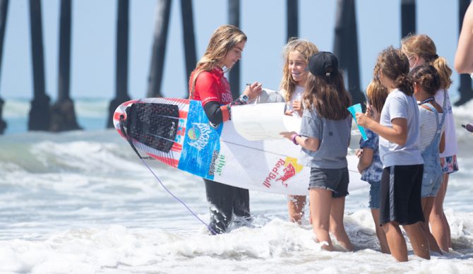 Caroline Marks takes some time with fans