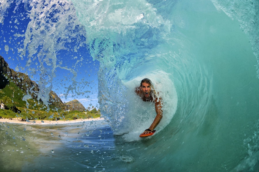 happy holidays barrel bodysurf