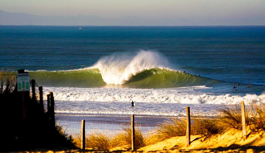 Hossegor surfing
