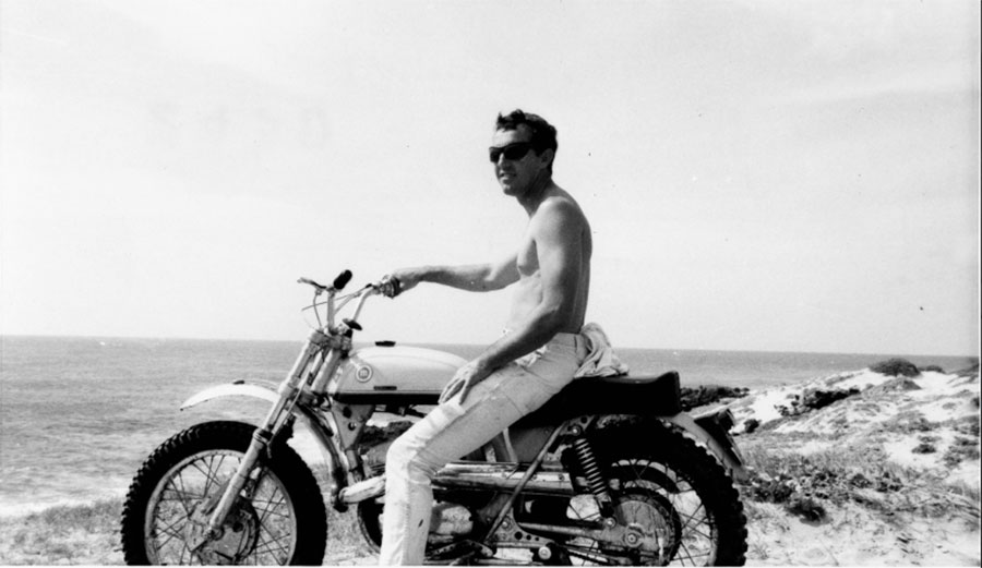 Birth of the Endless Summer Dick Metz in Hawaii