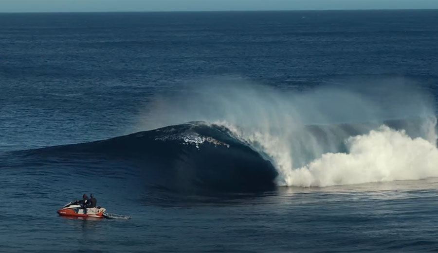 Nic von Rupp surfing in Scotland