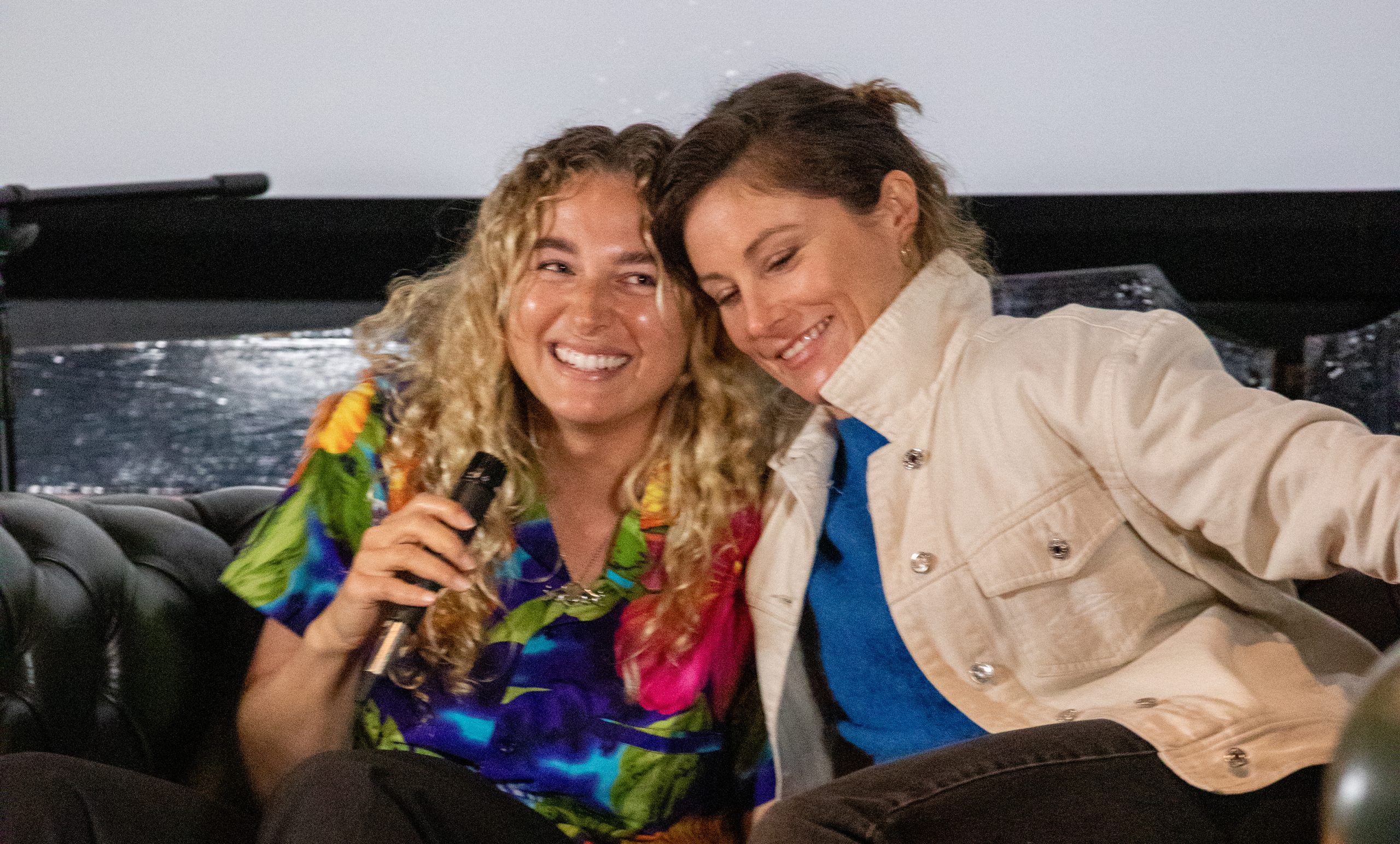 Izzy and Robin on stage Evolve 2021