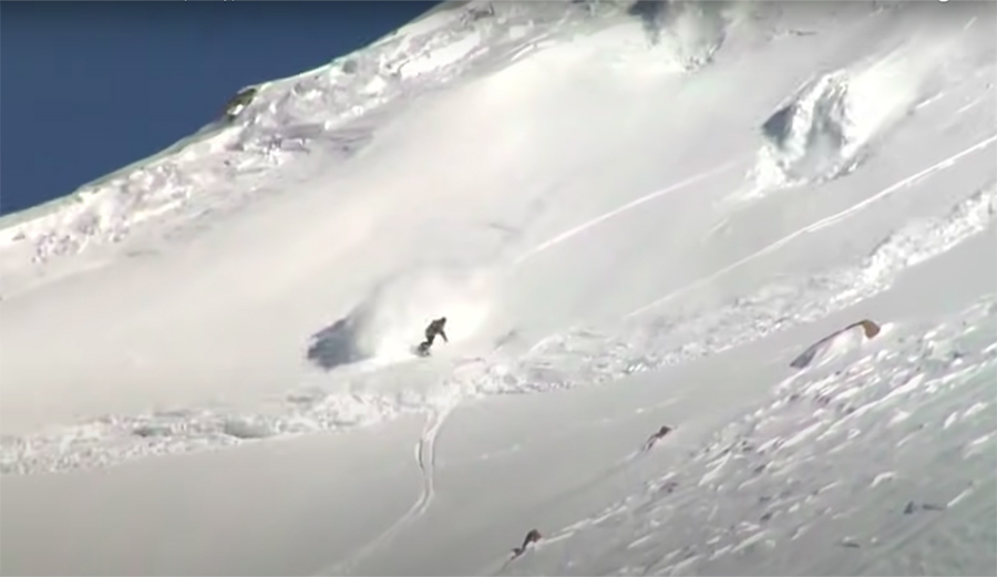 A Look Back at One of the Most Terrifying Avalanches Ever Caught On Film