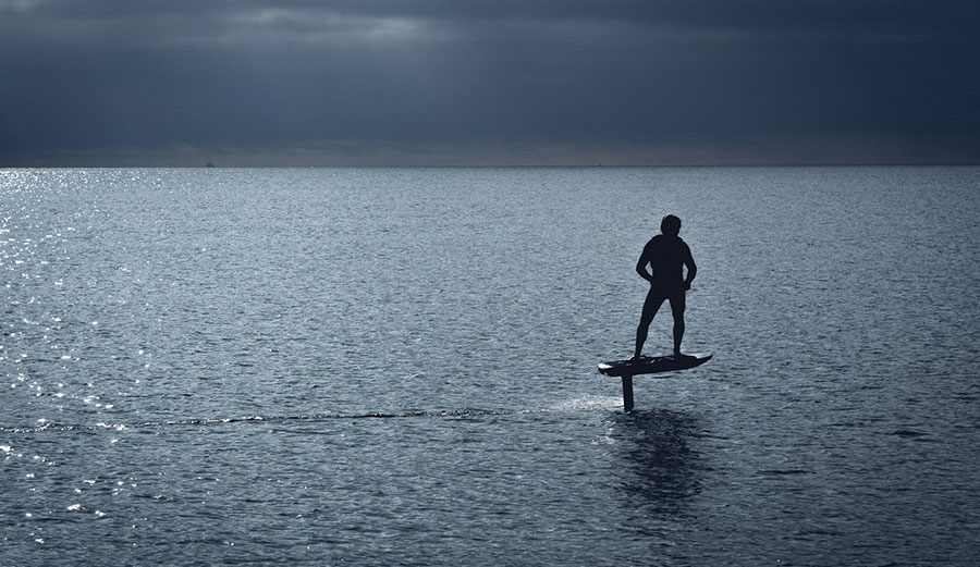 Hydrofoil surfing