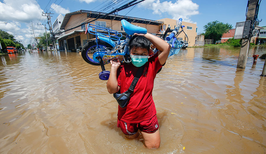 ocean heat leads to tropical storms